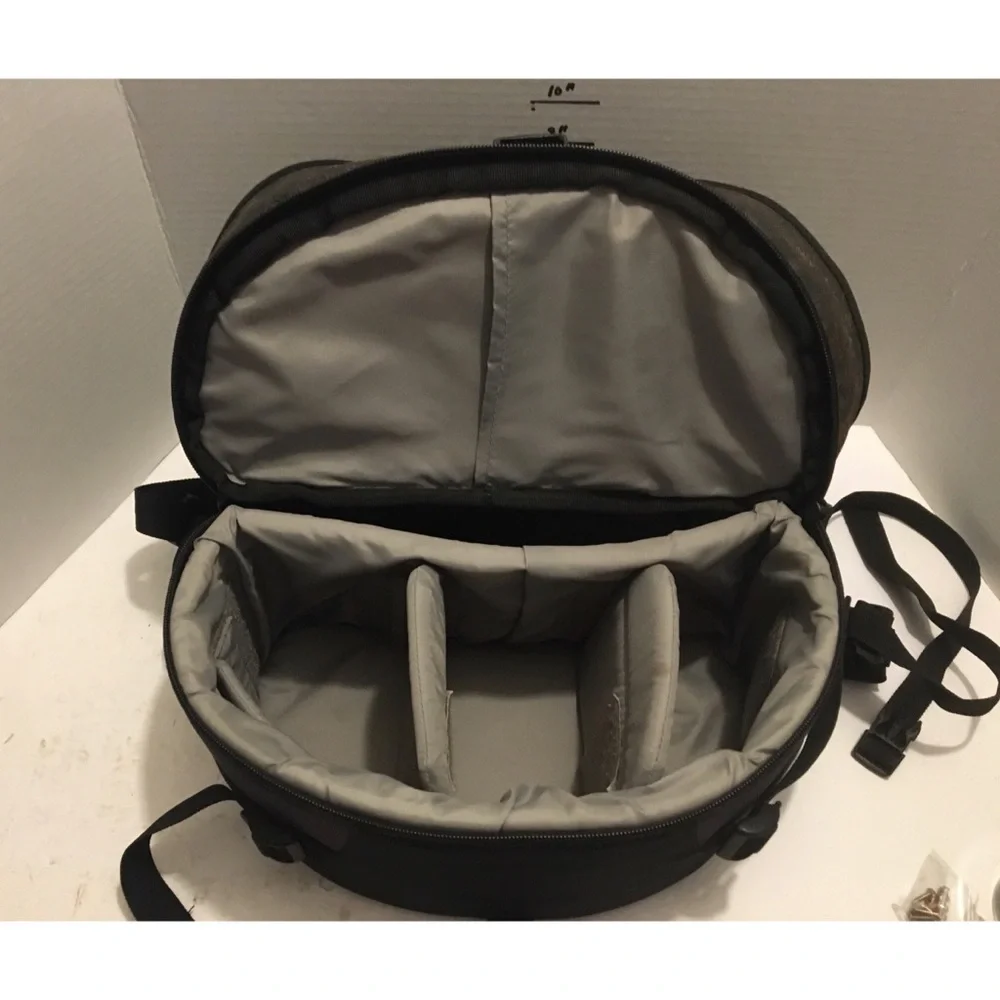 Lowepro DSLR camera bag backpack